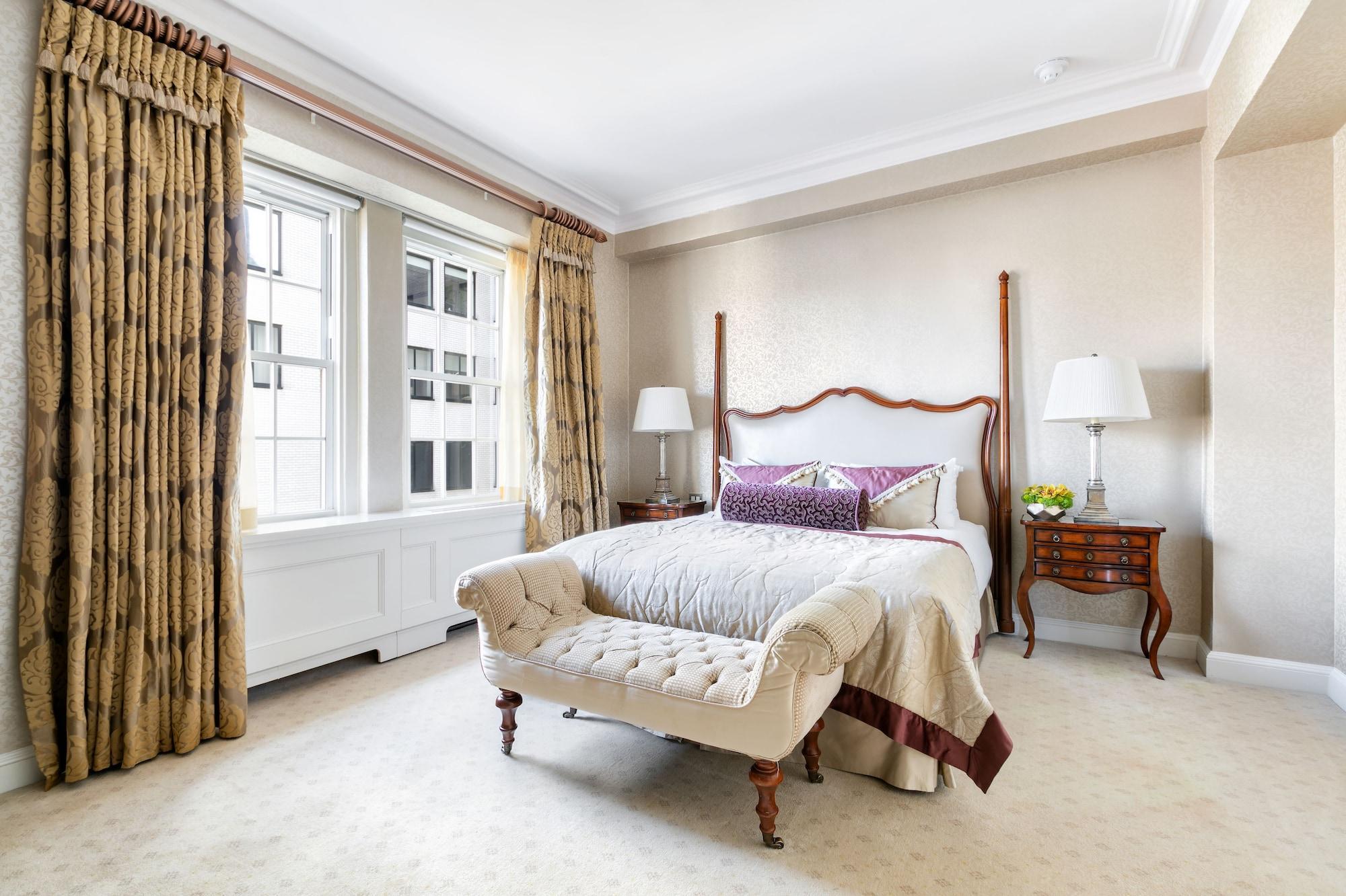 The Pierre, A Taj Hotel, New York Dış mekan fotoğraf A bedroom